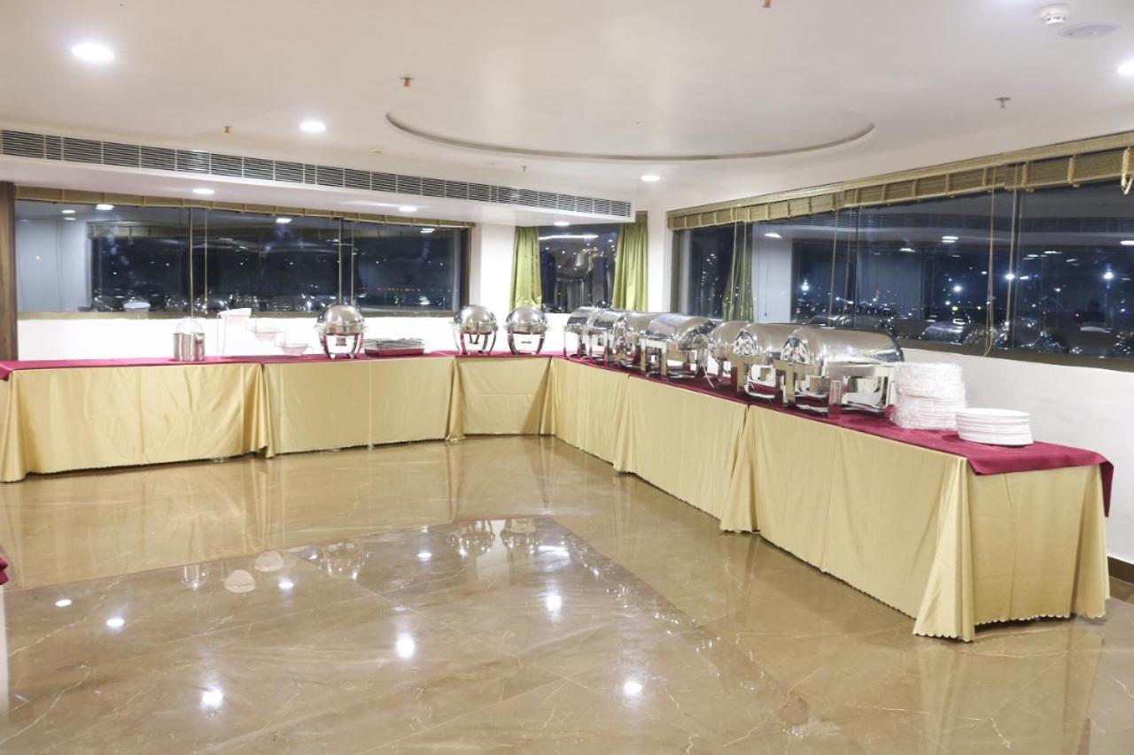 Hotel Parkelite Gannavaram Ngoại thất bức ảnh